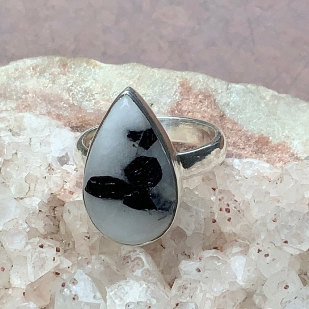 BLACK TOURMALINE IN QUARTZ 925 STERLING SILVER RING,, SIZE 6